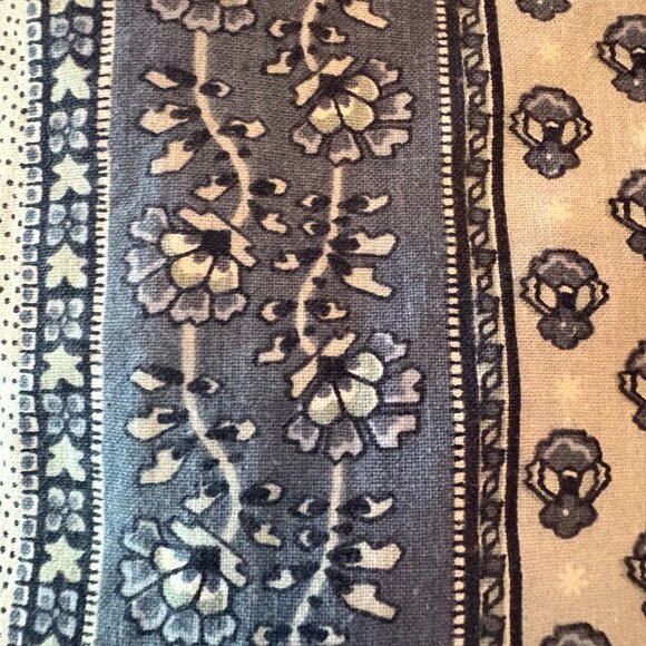 Vintage 100% Cotton Floral Blue White Pleated Mid Skirt  Made in U.S.A. Size XS - Picture 5 of 10